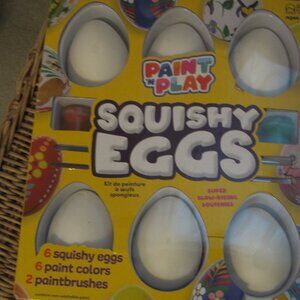 NIB/Paint & Play Squishy Eggs ~ BRAND NEW, SEALED!  NIB = "New In Box"  6 Squish